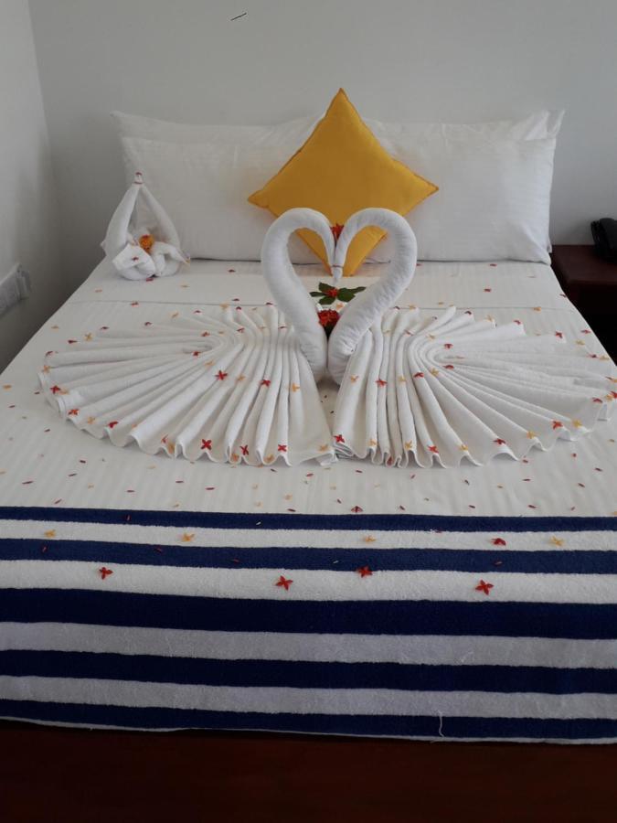 J7 Villaj Resort Trincomalee Εξωτερικό φωτογραφία