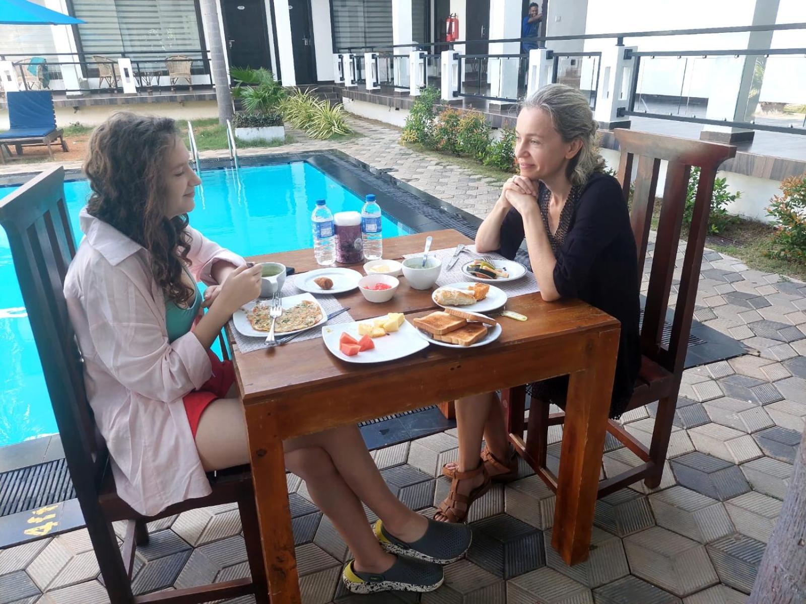 J7 Villaj Resort Trincomalee Εξωτερικό φωτογραφία