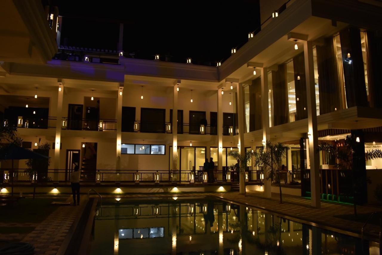 J7 Villaj Resort Trincomalee Εξωτερικό φωτογραφία