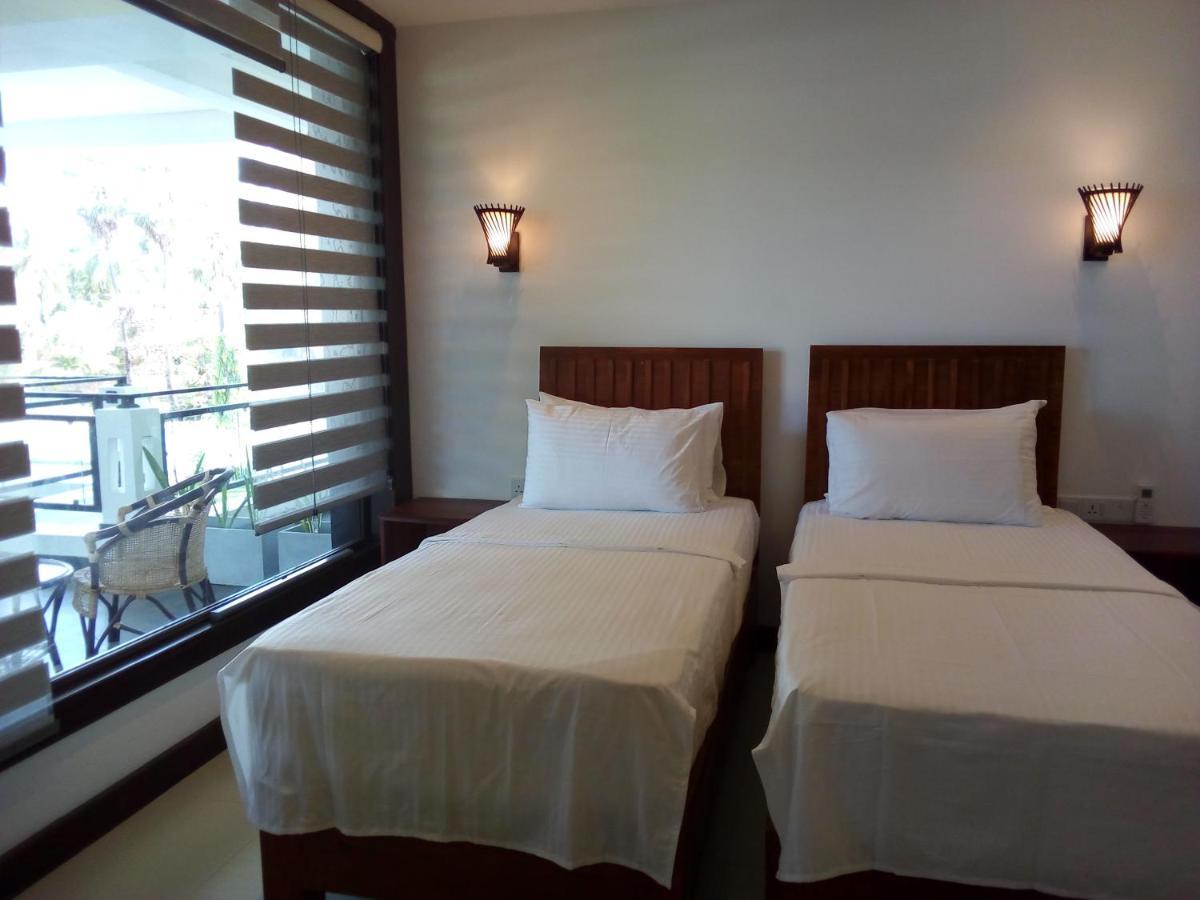 J7 Villaj Resort Trincomalee Εξωτερικό φωτογραφία