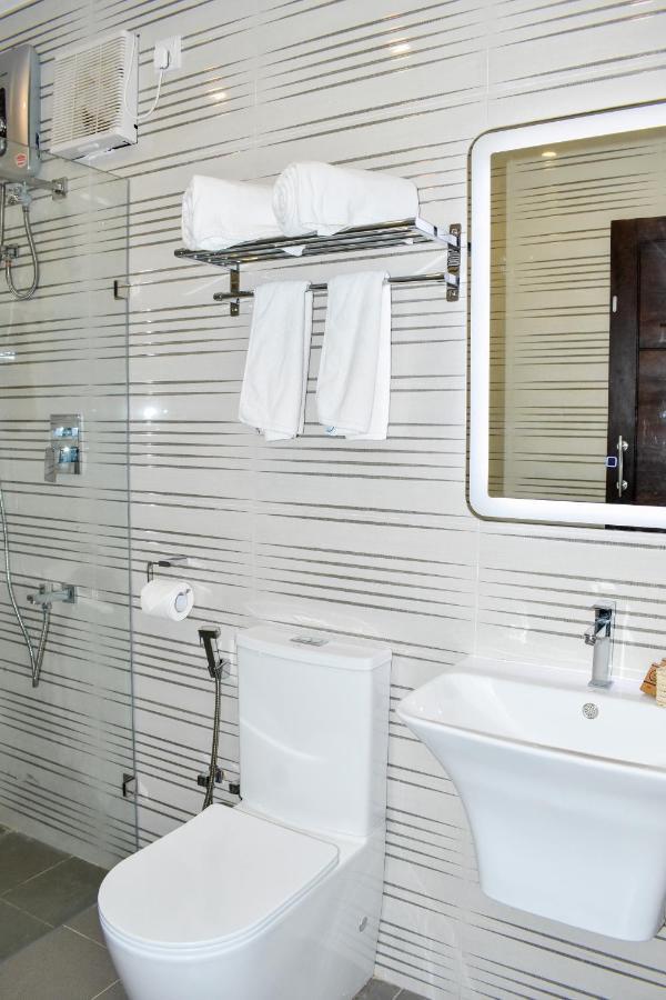 J7 Villaj Resort Trincomalee Εξωτερικό φωτογραφία